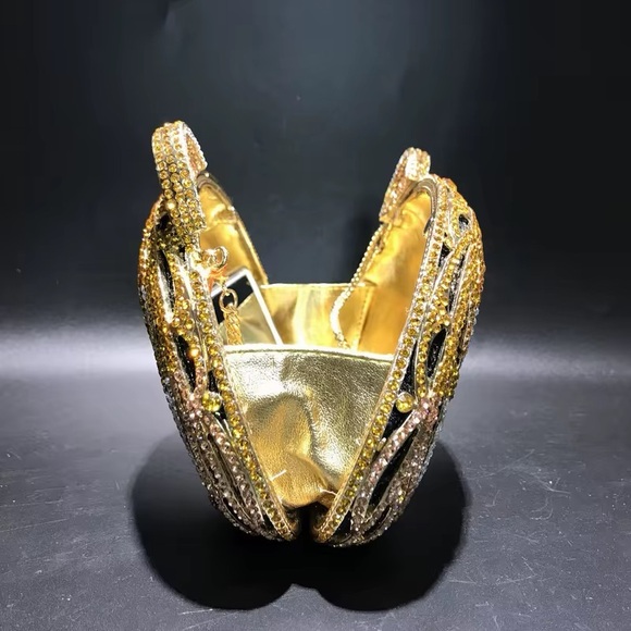 Gold Tiger Clutch